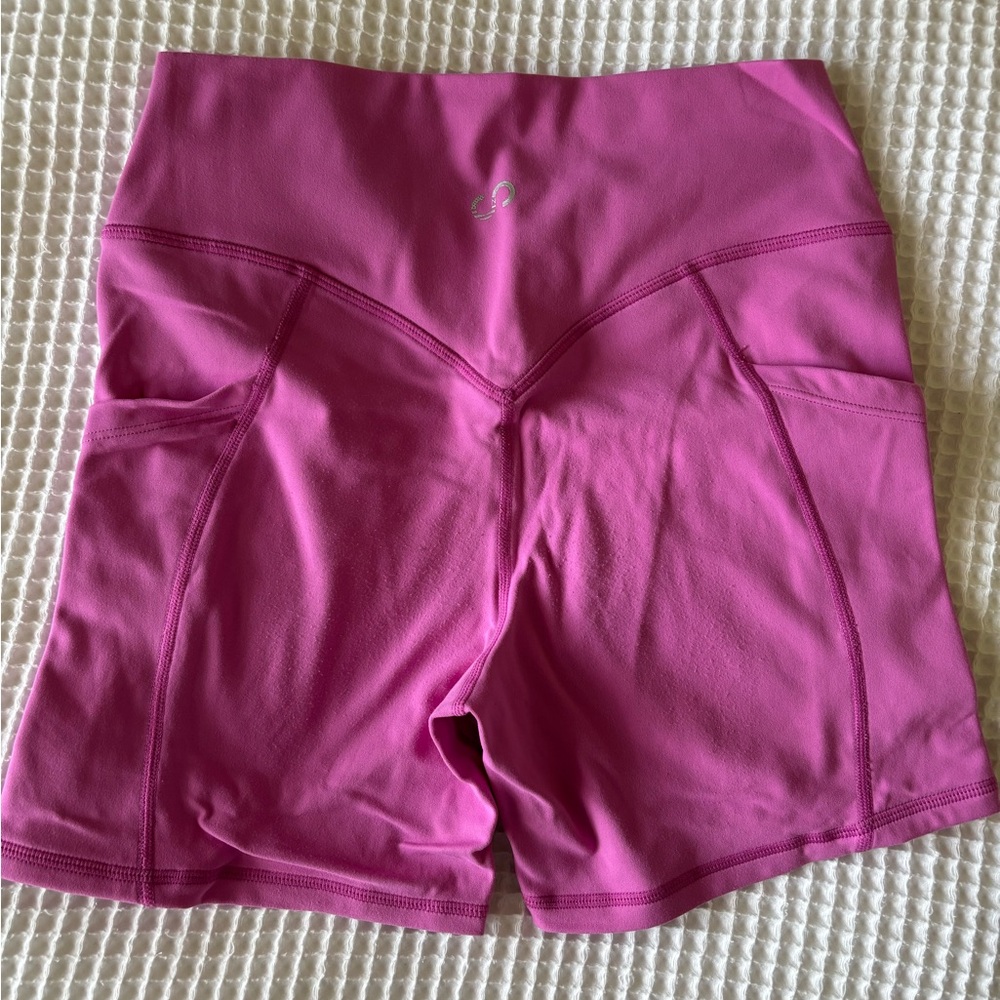 Curves n Combat boots NKD Shorts With Pockets
